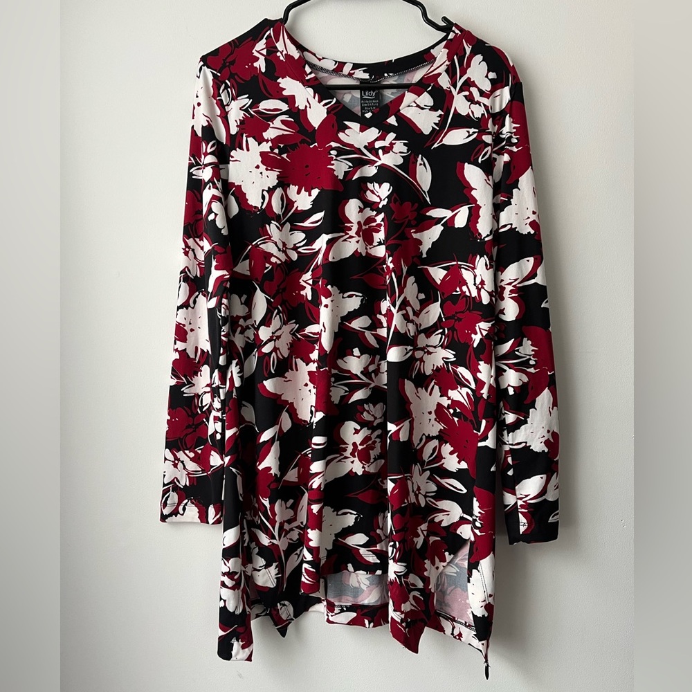 Lildy Printed V-Neck Side Slit Tunic (S-M)